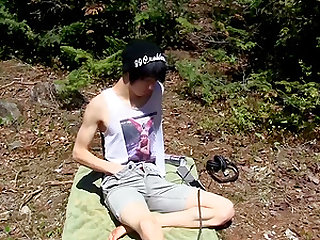 Outdoor masturbation with anal beads for a cute Asian twink